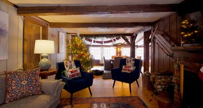 The Cardinal Lodge- A Riverside Retreat