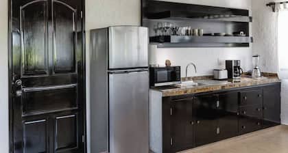 Studios walking distance to the beach