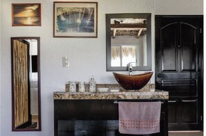Comfort Studio, Lagoon View, Beachside | Bathroom - Studios walking distance to the beach (Puerto Morelos)