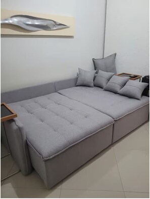 Living room - 9 Andar Com Vaga de Garagem Exclusiva (Rio de Janeiro)