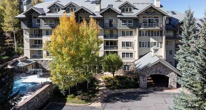 Amazing Beaver Creek Ski-in/out Condo w/Hot Tub & Views!!