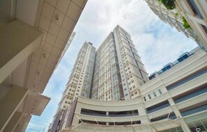 Exterior - Makati 2 bedroom condo (Makati)