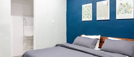 2 slaapkamers, een strijkplank/strijkijzer, wifi, beddengoed