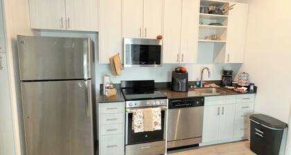 Spacious Studio Living with Lounge Space — Close to Downtown & Hospitals!