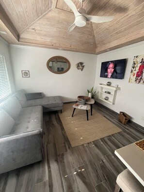 Smart TV - Villa Sea La Vie de  Sharon - Escape to Paradise (Treasure Cay)