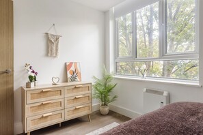 1 bedroom, iron/ironing board, travel cot, WiFi