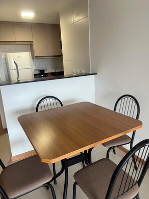 Dining - Cozy view of Guajará Bay (Belém)