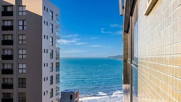 Basic Apartment | Exterior