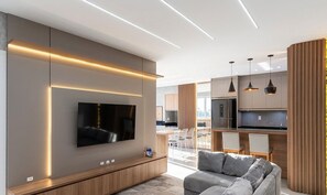 Basic Apartment | Living area -  Aptos em prédio a 90 m da praia de Perequê - RIHs (Porto Belo)