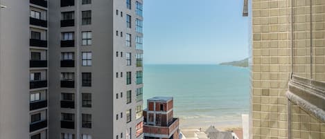 Basic Apartment | Exterior