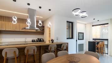 Eenvoudig appartement | Dineren