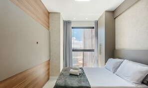 Basic Apartment | 2 bedrooms -  Aptos em prédio a 90 m da praia de Perequê - RIHs (Porto Belo)