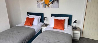 Approval City House Leicester Sleeps Up To Ten (10) 2 Bath Welford Road LE2 6BJ