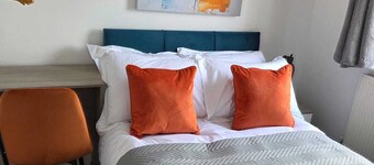 Approval City House Leicester 5 Bed 2 Bath Welford Road Stadium