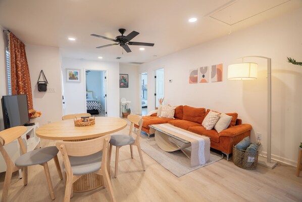 TV, fireplace, computer monitors