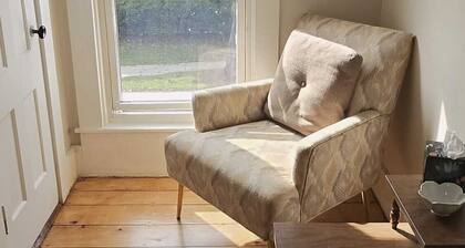 Central Large 3-bedroom apartment in Keene