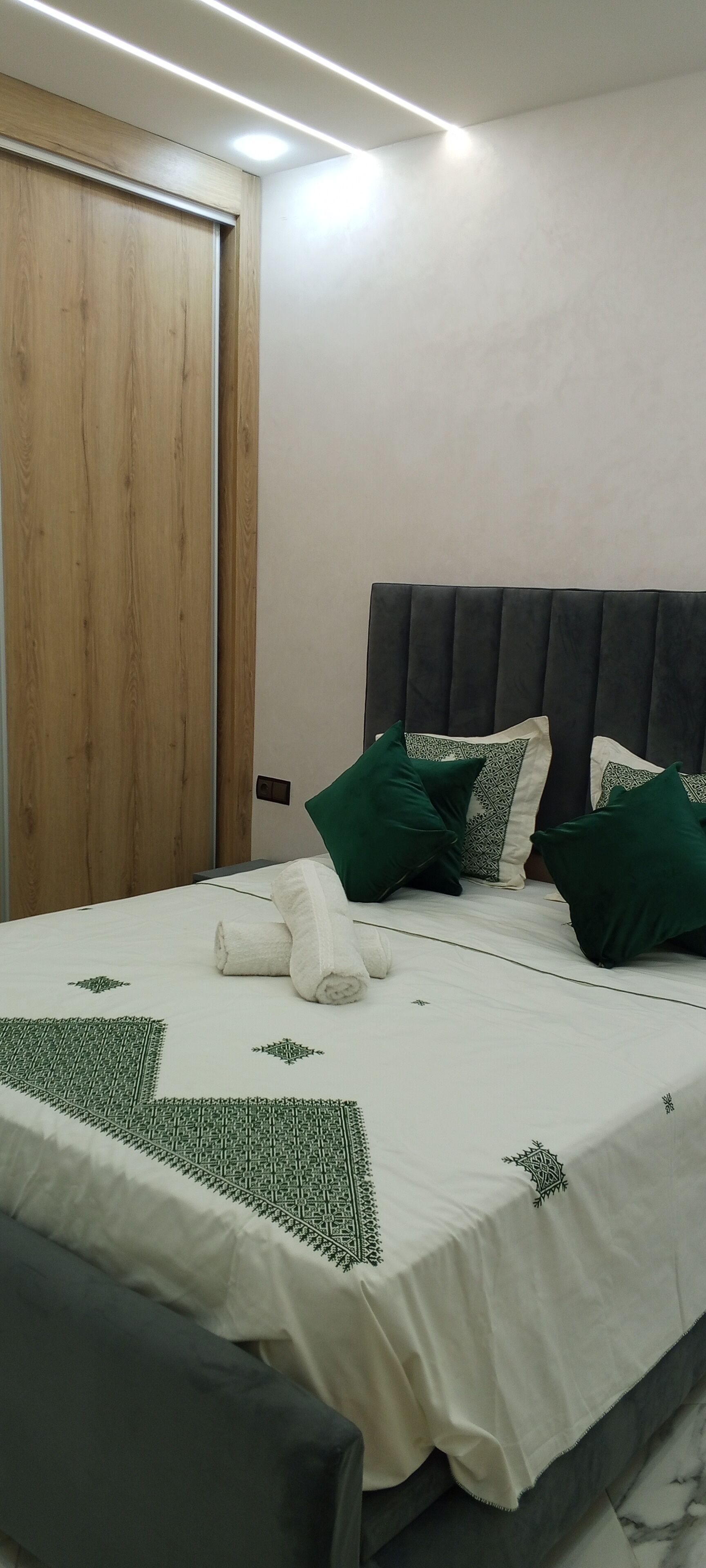 2 Schlafzimmer, Reisekinderbett, kostenloses WLAN