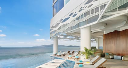 voco Scenia Bay Nha Trang by IHG
