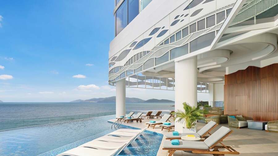 voco Scenia Bay Nha Trang by IHG
