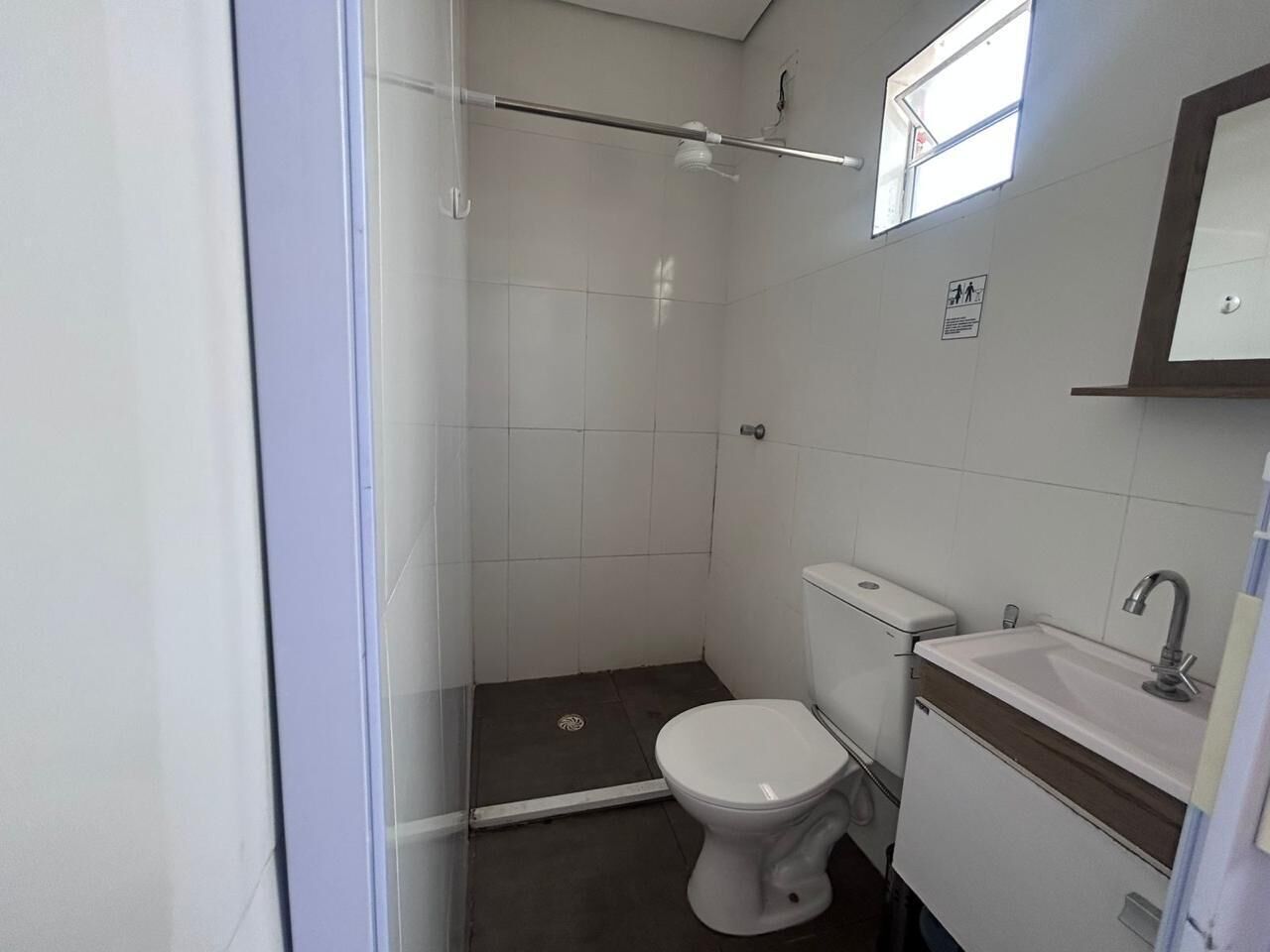 Eenvoudige studio | Badkamer