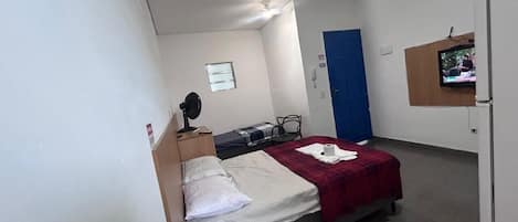 Basic Studio | Free WiFi