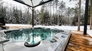 مغطس سبا خارجي