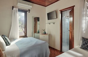 Superior Double Room | Blackout drapes, iron/ironing board, free WiFi