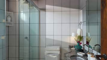 Superior Double Room | Bathroom | Shower, towels, toilet paper