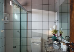 Superior Double Room | Bathroom | Shower, towels, toilet paper