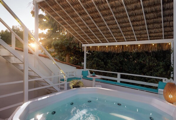 Outdoor spa tub - Pousada Casa Cecilia (Jijoca de Jericoacoara)