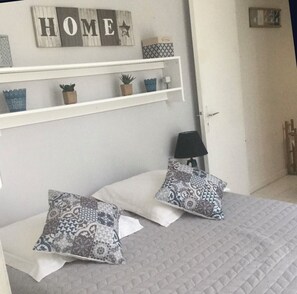 WiFi, bed sheets - La Caselle de Frontignan-Plage (Frontignan)