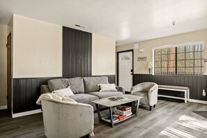 TV, fireplace - Mtn-view condo near Snow Summit w/Fireplace & Deck (Big Bear Lake)