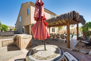 Outdoor dining - Relaxing Desert Oasis, 4 Mi to Coachella Festivals (Coachella)