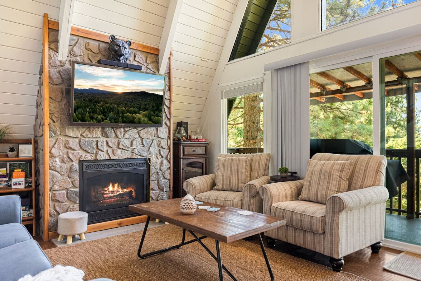 TV, peis og stereoanlegg