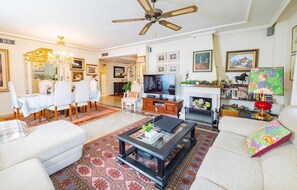 TV - Townhouse in Marbella with garden and terrace (San Pedro Alcántara)