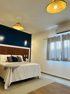 6 bedrooms, iron/ironing board, free WiFi, bed sheets