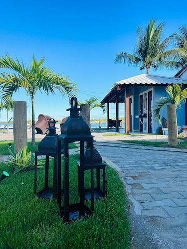 Ohana Suites - Boipeba Island. Spectacular house facing the sea, right on the sand