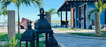 Ohana Suites - Boipeba Island. Spectacular house facing the sea, right on the sand