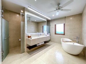 تجهيزات دش، مجففات شعر، مناشف