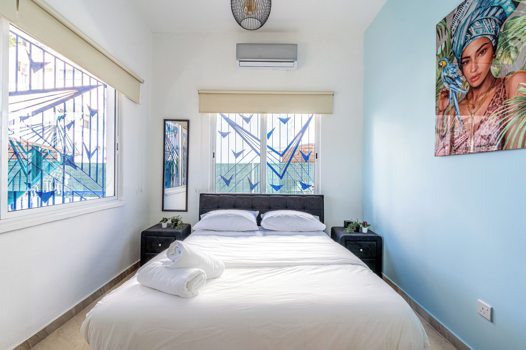 Departamento, 2 habitaciones, cocina, vista a la ciudad | Sábanas de algodón egipcio y ropa de cama de alta calidad 