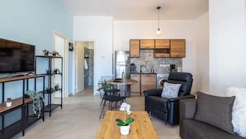 Apartament, 2 dormitoris, cuina, vistes a la ciutat | Sala d'estar