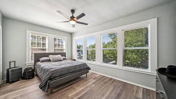 2 bedrooms, free WiFi, bed sheets