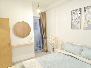 2 chambres, fer et planche à repasser, Wi-Fi, draps fournis