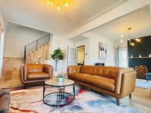 TV - Era & Edge | 3BR Victorian at 9th & 9th, Yard, Dog (Salt Lake City)