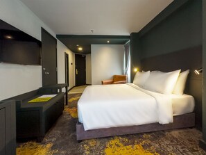 Deluxe Room, 1 King Bed
