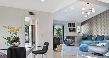 Luxury Retreat ✨ Views, Heated Pool+ Spa Baths Plush beds to recover & rech