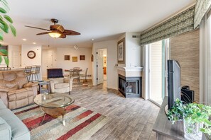 Télévision, cheminée