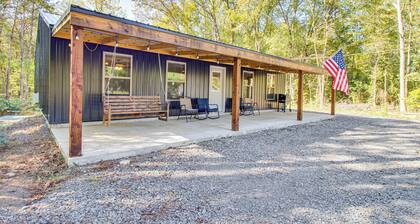 1 Mi to Greers Ferry Lake! Outdoor Adventure Base