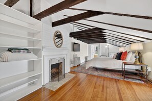 2 chambres, fer et planche à repasser, lit parapluie, Wi-Fi gratuit