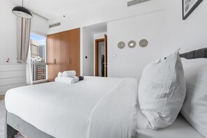 Apartment | 1 bedroom, Internet - Barsha Heights Sleeps 2 With Swimming Pool (Dubai)